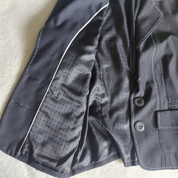 Charcoal Blazer with contrast stitching - Picture 9 of 9